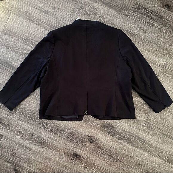 J. Crew 365 Going-out blazer in stretch twill - Picture 7 of 8